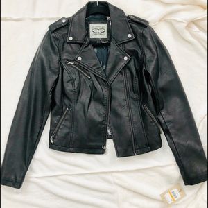 Women’s Levi’s Leather Jacket NWT $180